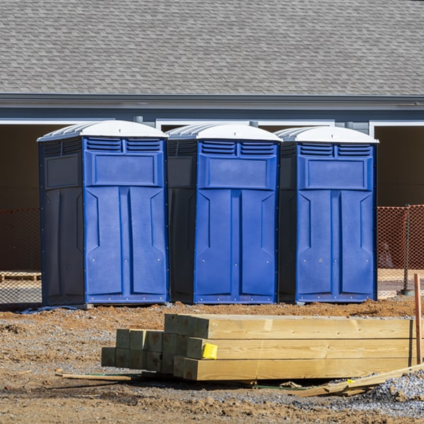 is there a specific order in which to place multiple portable restrooms in Norge